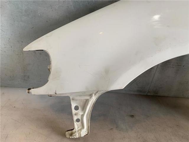 6N0821021 Aleta delantera izquierda  disponible Málaga
