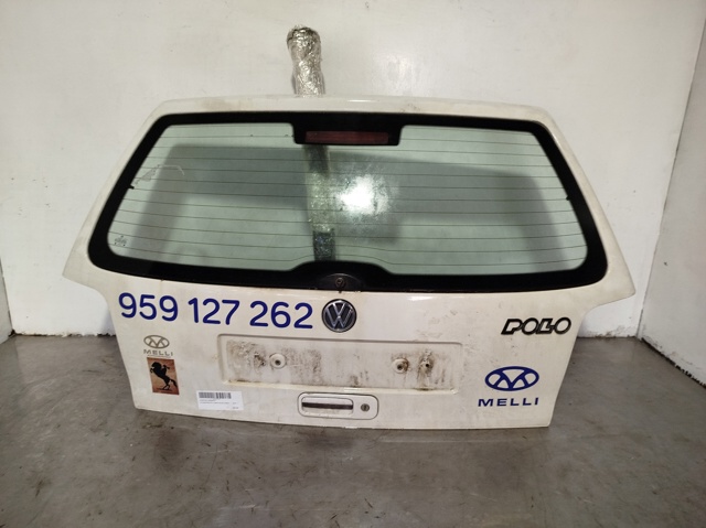 Comprar Puerta trasera del maletero (portón trasero) Volkswagen Polo III 6N2 a bajo precio