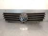 Rejilla de radiador 6N0853651E VAG