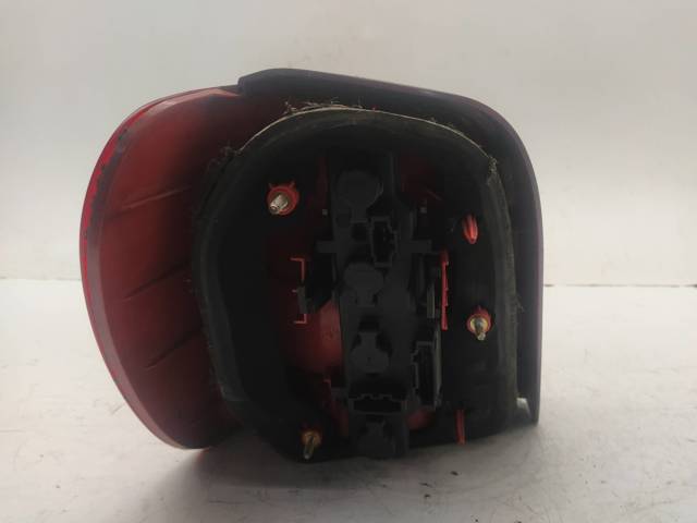 VAG 6N0945096H Piloto trasero derecho  en stock Valencia