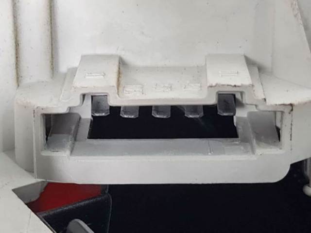 6N0945257A Placa de contacto de luz trasera comprar Sevilla