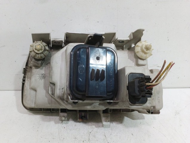 6N1941016 Faro derecho  en stock Granada