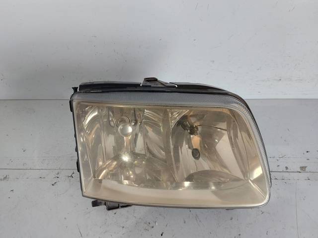 VAG 6N1941016AD Faro derecho  en stock Valencia
