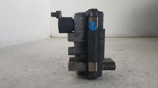 6NW008412 Ford
