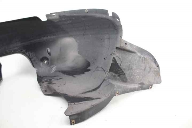 6P0809958 Paso de rueda delantero derecho  comprar en Pontevedra