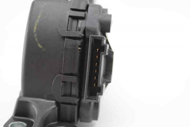 6PV00849641 Pedal del acelerador comprar Sevilla