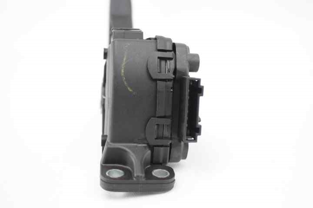 6PV00849641 Pedal del acelerador  comprar en Reus