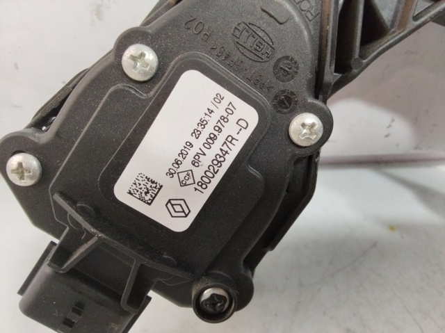 6PV00997807 Pedal del acelerador  disponible Burgos