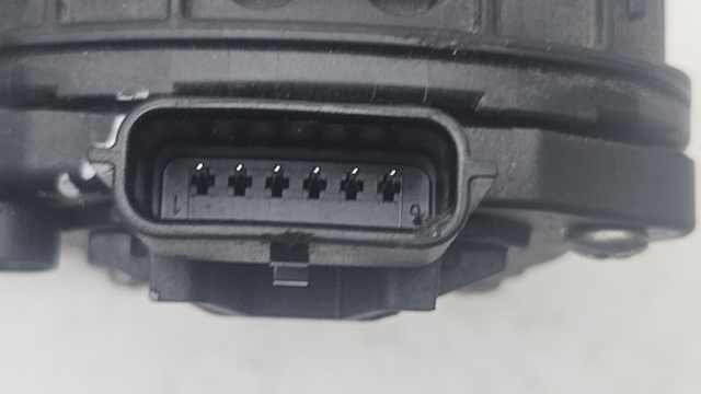 6PV00997807 RENAULT Pedal del acelerador comprar Bilbao
