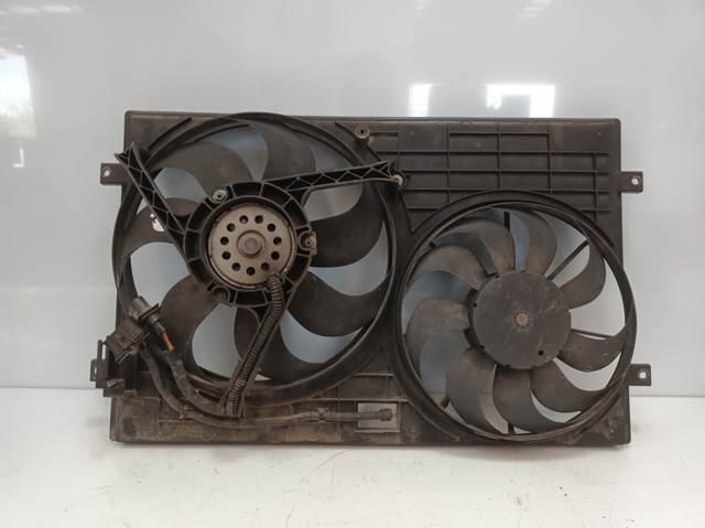 VAG 6Q0121207F Bastidor radiador  en stock Salamanca