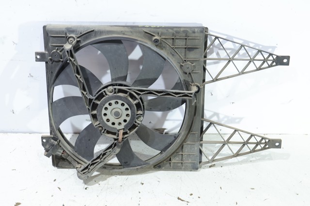 VAG 6Q0121207L Difusor del radiador del aire acondicionado comprar Tarragona