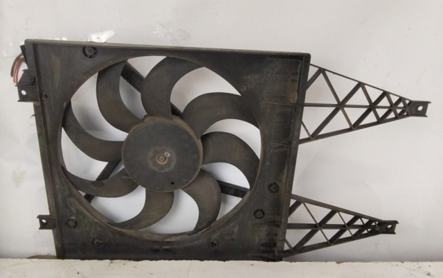 VAG 6Q0121207L Difusor del radiador del aire acondicionado  comprar en Murcia