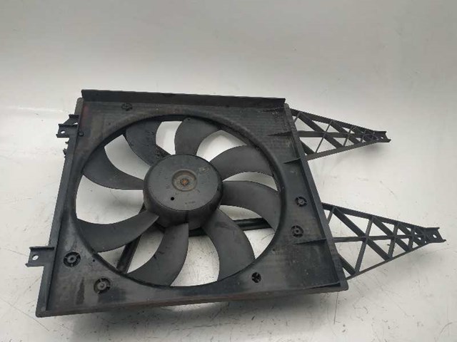 6Q0121207N Difusor del radiador del aire acondicionado  disponible Utrera