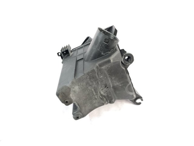 Caja del filtro de aire Seat Ibiza IV (6J1, 6P5)
