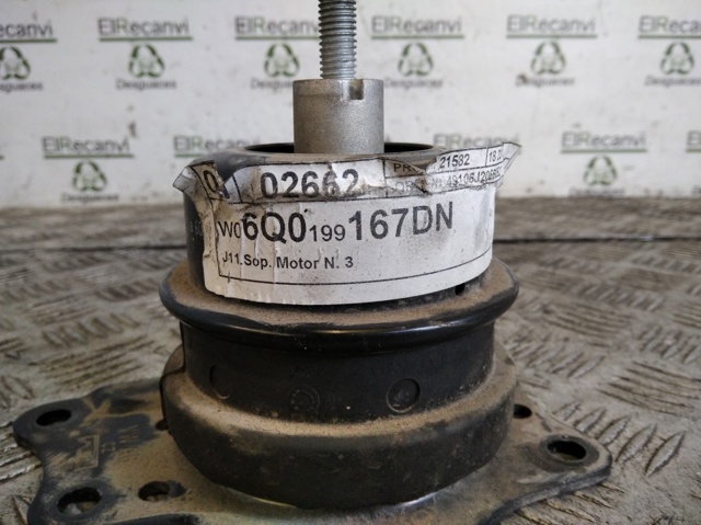 6Q0199167DN Soporte de motor derecho  comprar en Zaragoza