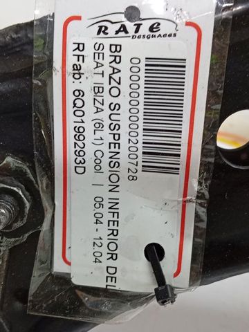 VAG 6Q0199293D Brazo superior izquierdo de la suspensión delantera  en stock Salamanca