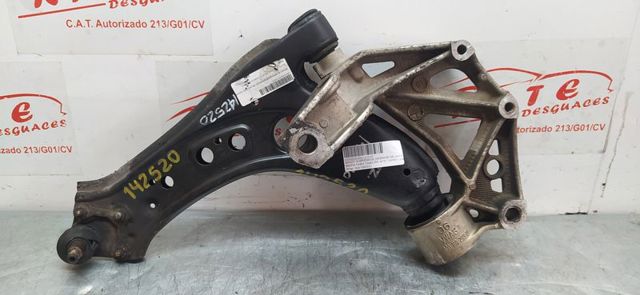 6Q0199293D Brazo superior izquierdo de la suspensión delantera  en stock Granada