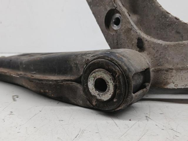 6Q0199294D VAG Brazo superior derecho de la suspensión delantera  comprar en Lleida