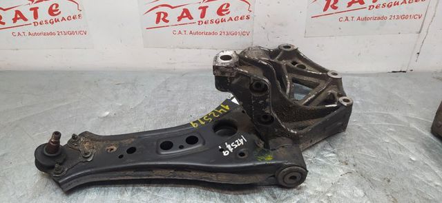 6Q0199294D Brazo superior derecho de la suspensión delantera comprar Almería