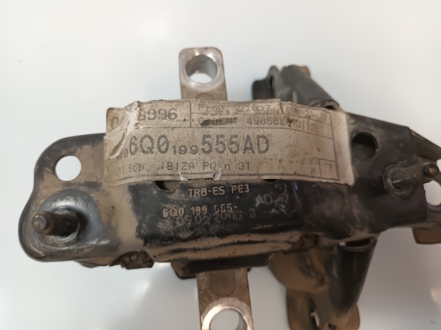 6Q0199555AD Soporte izquierdo del motor  disponible Utrera