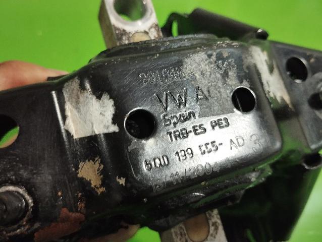6Q0199555AD Soporte izquierdo del motor  disponible Burgos