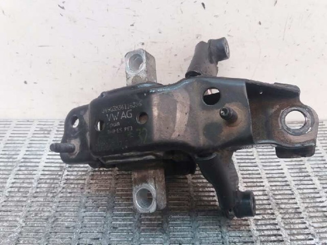 6Q0199555AE Soporte izquierdo del motor  en stock Granada