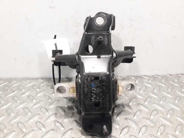 VAG 6Q0199555AE Soporte izquierdo del motor  en stock Salamanca