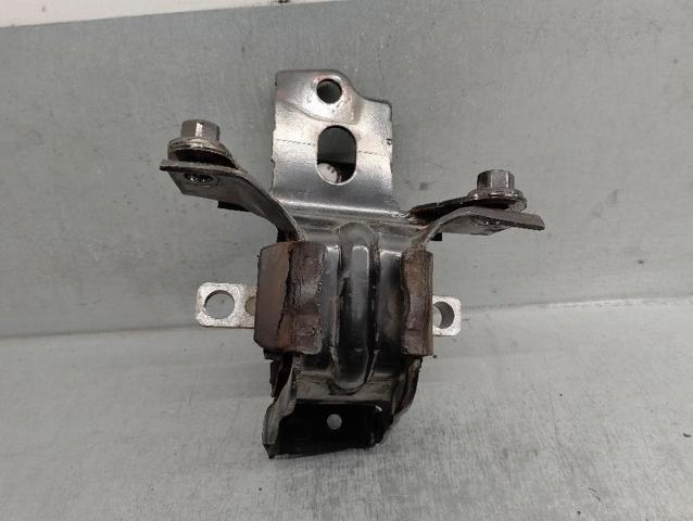 6Q0199555AR Soporte izquierdo del motor  en stock Granada