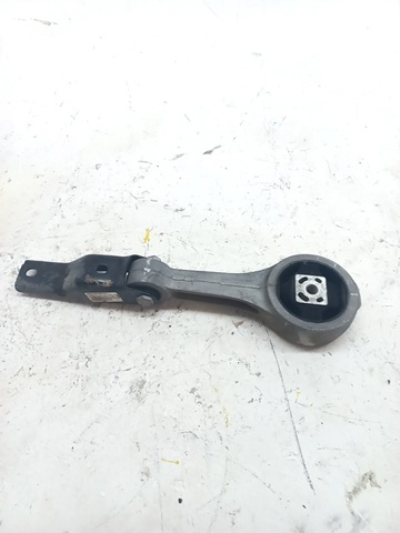 Taco de motor trasero 6Q0199851AR VAG