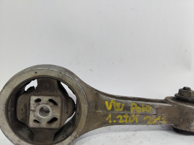 Taco de motor trasero 6Q0199851AR VAG