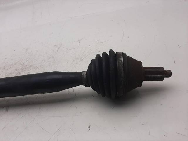 6Q0407272BD VAG Semieje delantero derecho  comprar en Oviedo