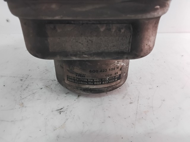 6Q0423156M VAG Bomba de dirección  en stock Huelva