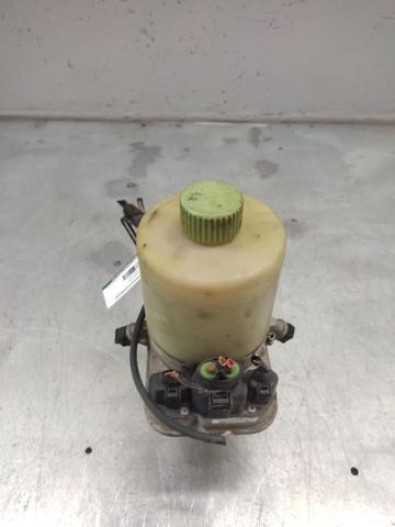 6Q0423156M Bomba de dirección asistida  disponible Málaga