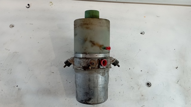 VAG 6Q0423156Q Bomba de dirección asistida  comprar en Murcia