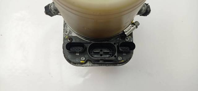 6Q0423371 VAG Depósito de la bomba de dirección asistida  disponible Alicante
