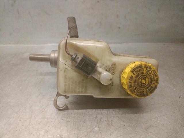Cilindro principal de freno Seat Ibiza 3 6L1