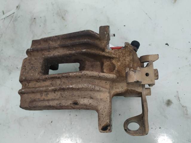 VAG 6Q0615423A Pinza de freno trasera izquierda  en stock Terrassa