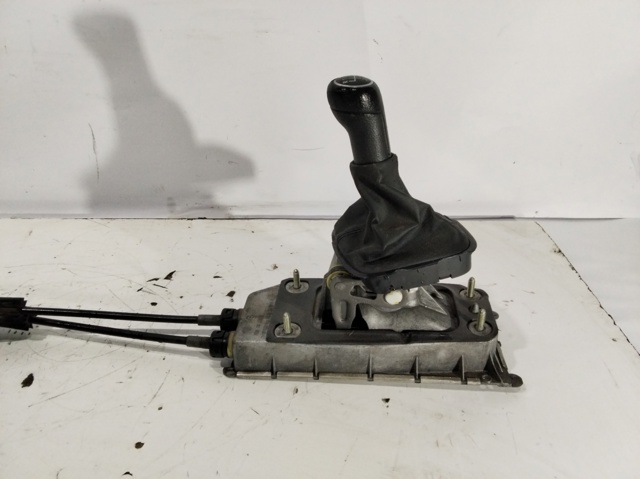 6Q0711061E VAG Palanca de cambios comprar Madrid