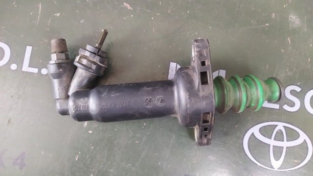 VAG 6Q0721261 Bombin de embrague  en stock Valencia