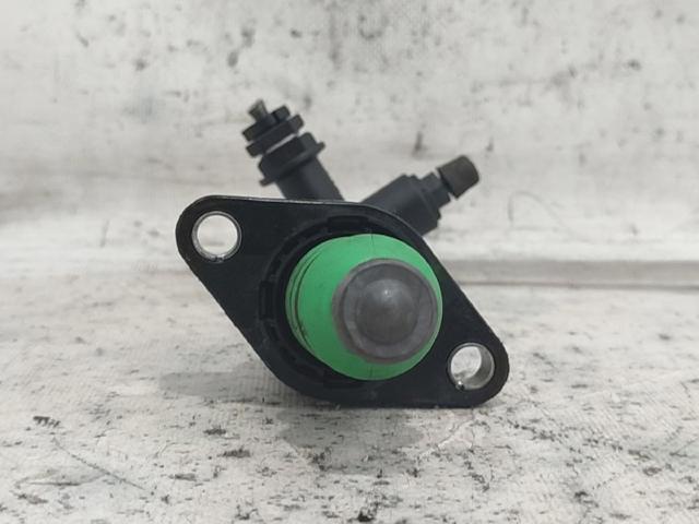 VAG 6Q0721261D Bombin de embrague  en stock Terrassa