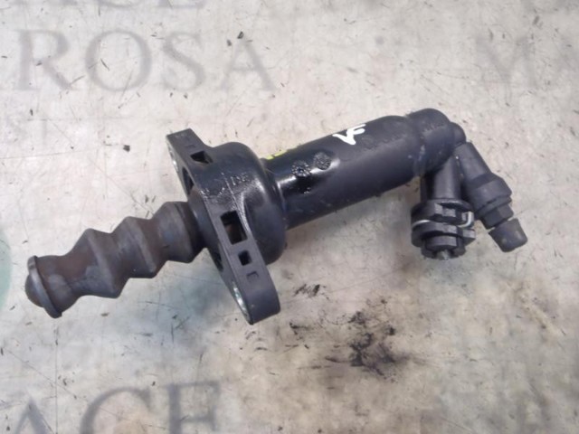 Cilindro receptor de embrague 6Q0721261E VAG