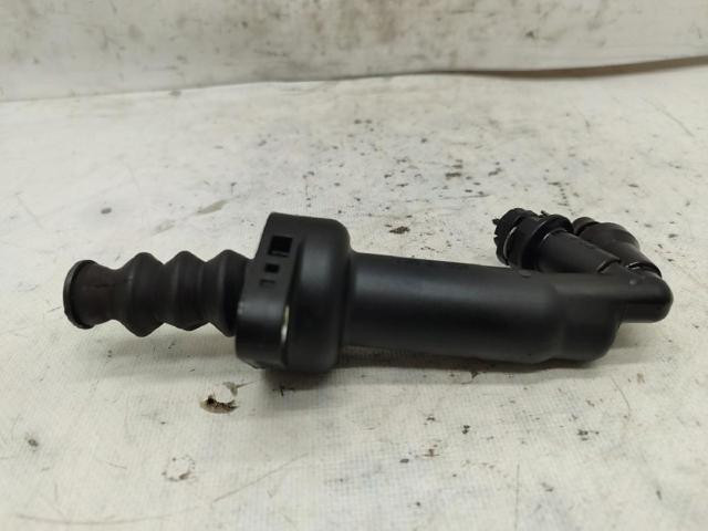 VAG 6Q0721261E Bombin de embrague  en stock Terrassa