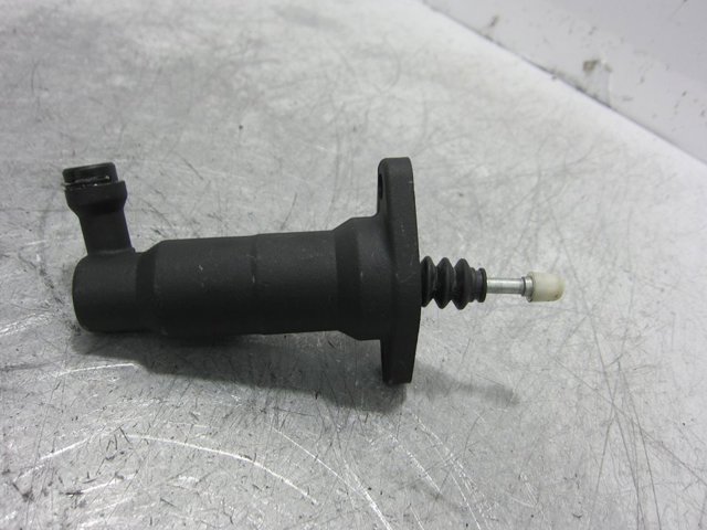 6Q0721261F VAG Bombin de embrague  en stock Huelva