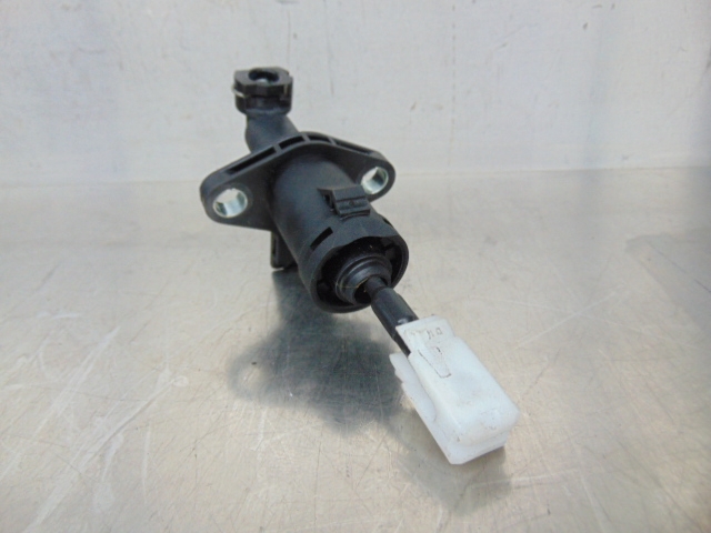 6Q0721388 Cilindro maestro de embrague comprar Sevilla