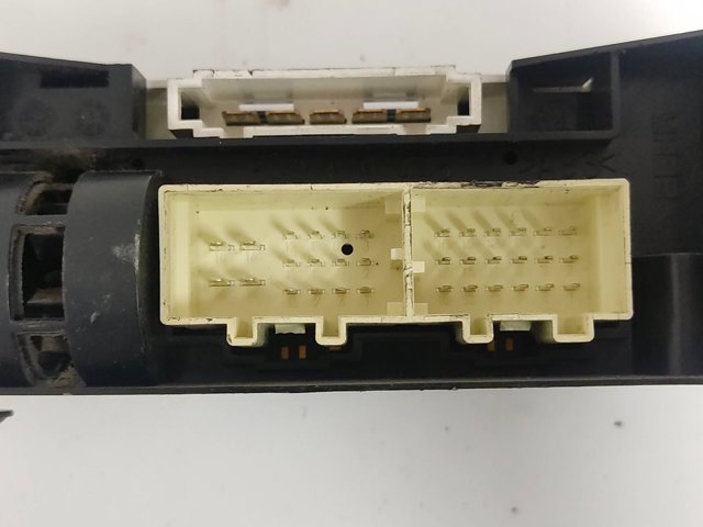 6Q0819445 Módulo de modos de calefacción/aire acondicionado  disponible Utrera