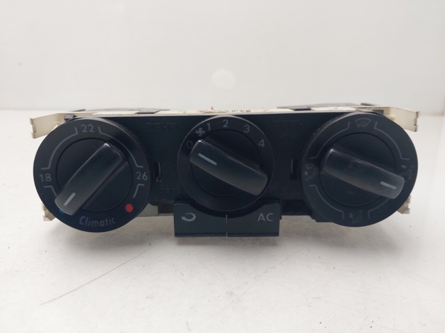 6Q0820045E VAG