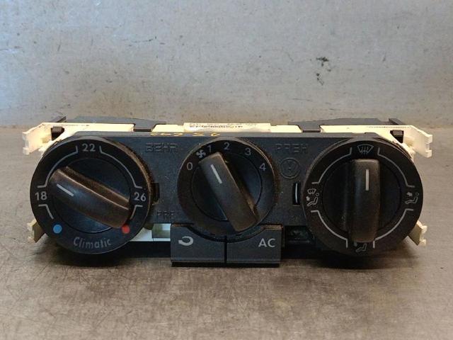 6Q0820045H VAG