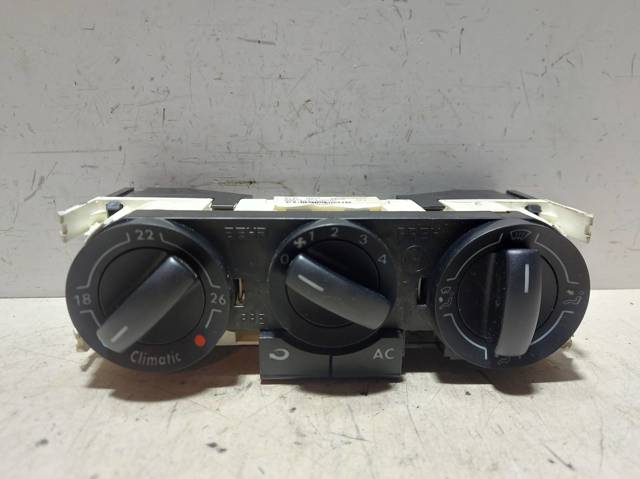 6Q0820045H Unidad de control aire acondicionado comprar Sevilla