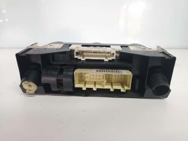 6Q0820045H Módulo de modos de calefacción/aire acondicionado  disponible Málaga
