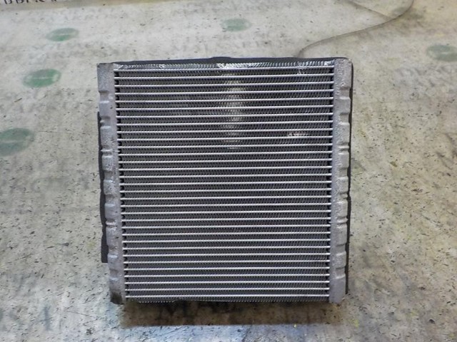 6Q0820103F VAG